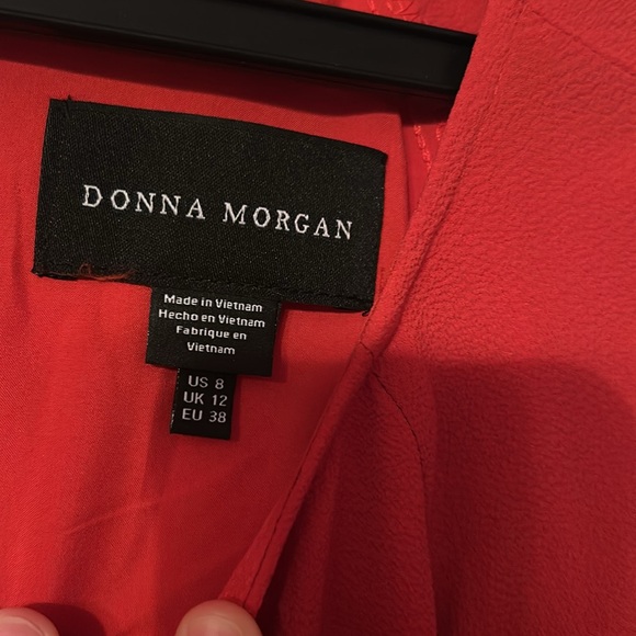 Donna Morgan Women's Long Sleeve Asymmetrical Hem Flounce Dress w/tie fluttering - Picture 7 of 10